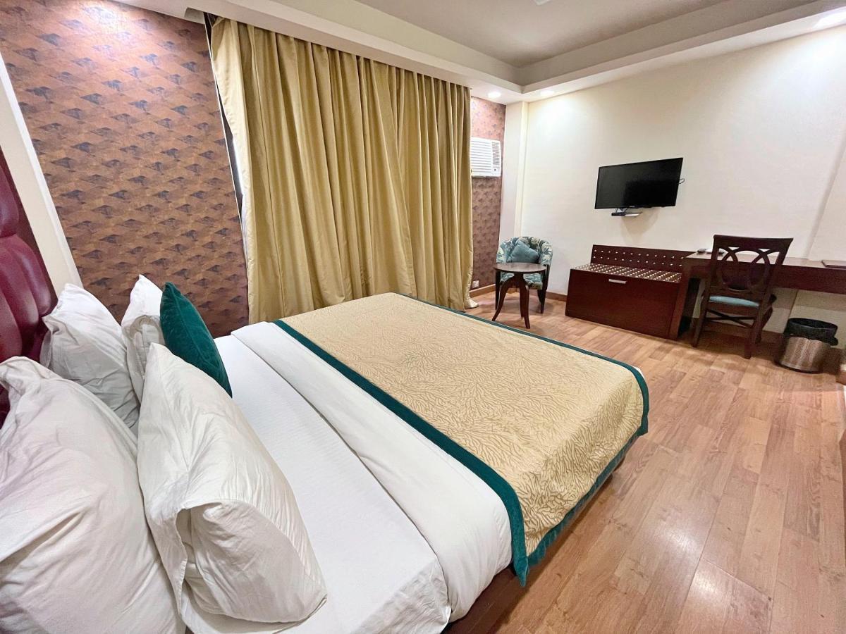 The Grand Orion - Kailash Colony Neu-Delhi Exterior foto