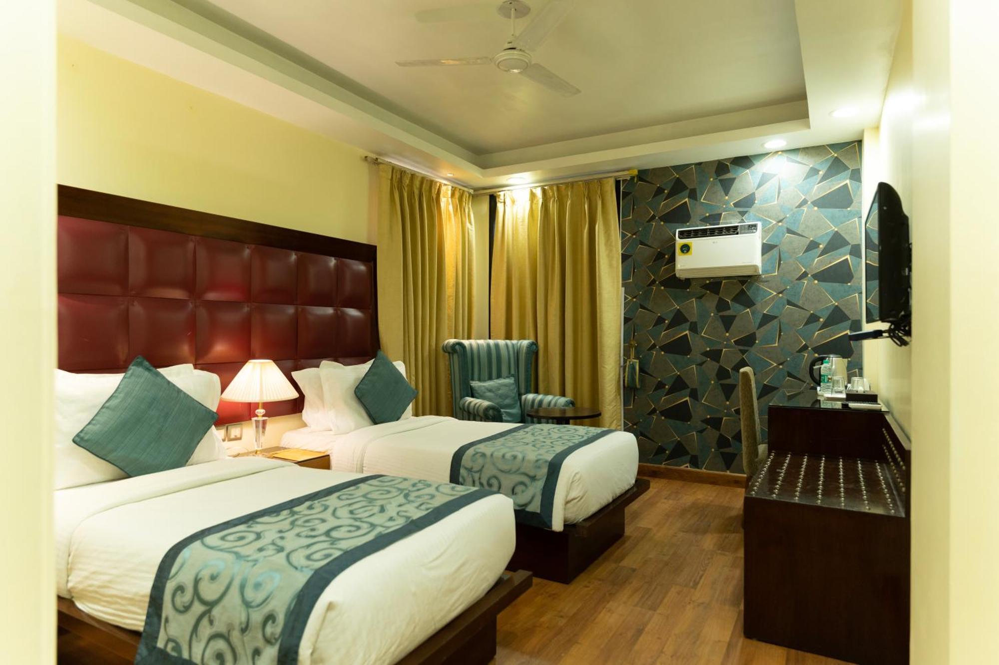The Grand Orion - Kailash Colony Neu-Delhi Exterior foto