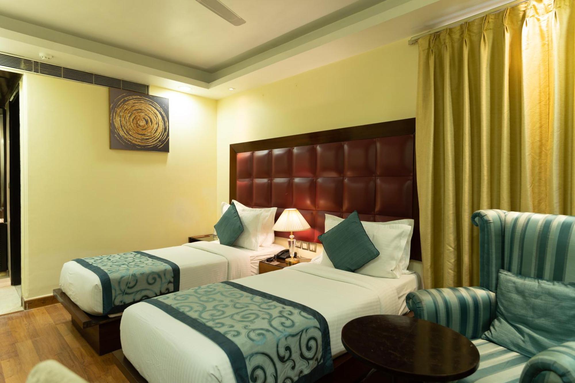 The Grand Orion - Kailash Colony Neu-Delhi Exterior foto