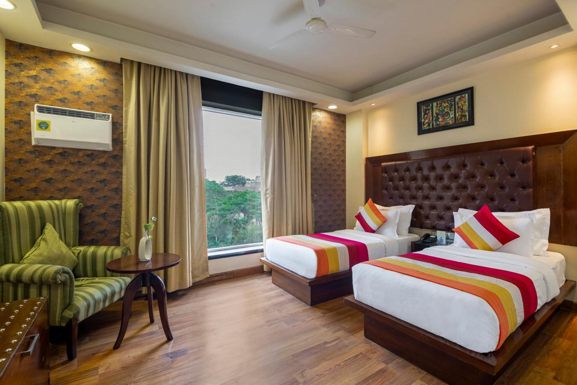 The Grand Orion - Kailash Colony Neu-Delhi Exterior foto