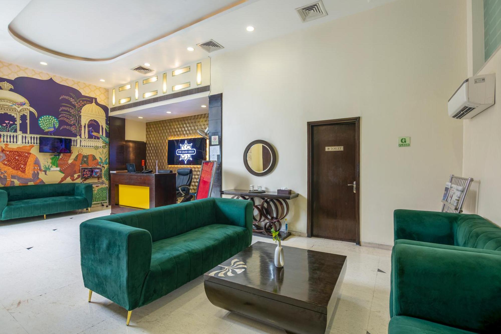 The Grand Orion - Kailash Colony Neu-Delhi Exterior foto